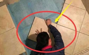 瓷磚膠貼瓷磚圖 瓷磚膠貼瓷磚圖