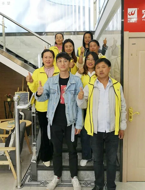 瓷磚地磚經銷商及團隊一